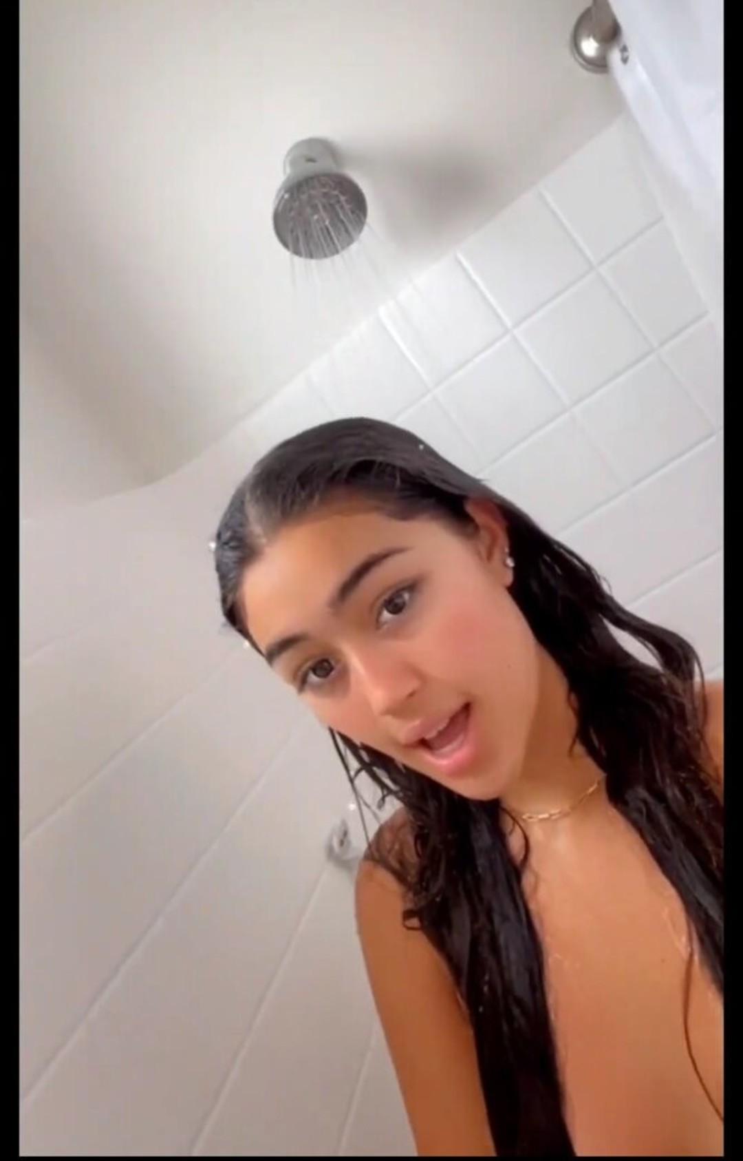 Kylin Milan porn model image