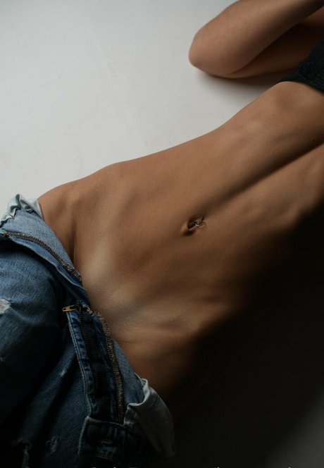 brycenelson model hot image