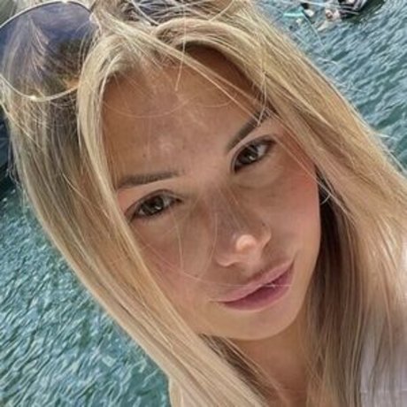 Kara Czapiga pornographic actress img