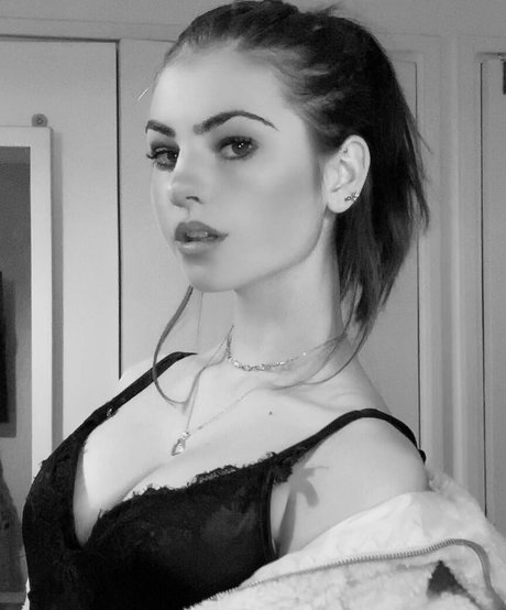 skyepastapins pornographic star galleries