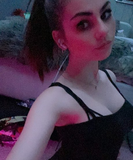 skyepastapins pornstar image