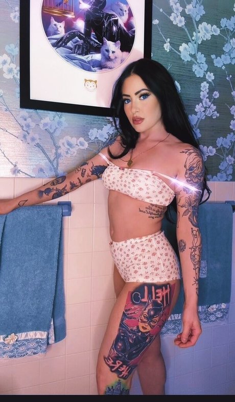 alexstitchins model nudes images