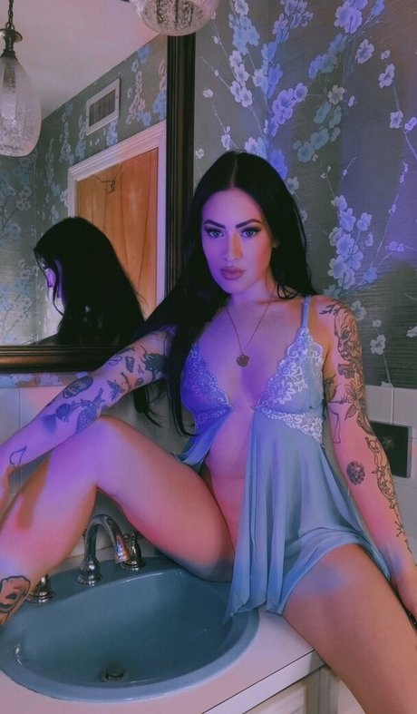 alexstitchins nude pornstar image