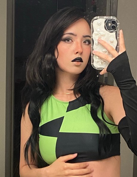 Earth s ASMR model erotic photo