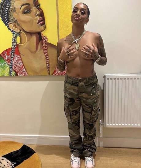 Paigey Cakey pornographic actress gallery