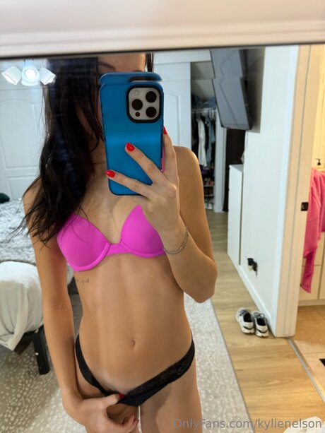 kylienelson beautiful actress img