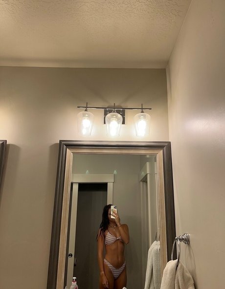 kylienelson star top gallery