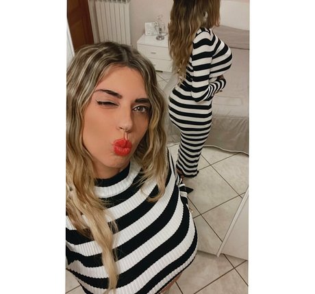 Anna Riano high quality pornstar photo