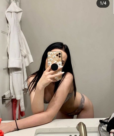 onyxcherrie perfect actress pic