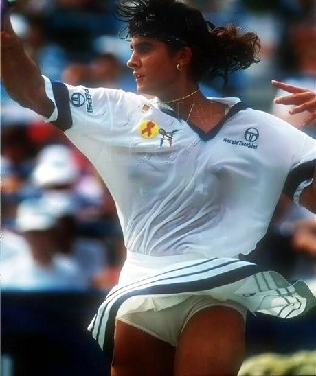 Oriana Sabatini model top galleries