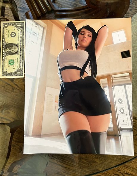Mags IRL star sex photos