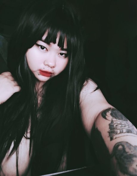 Luna Drei star naked img