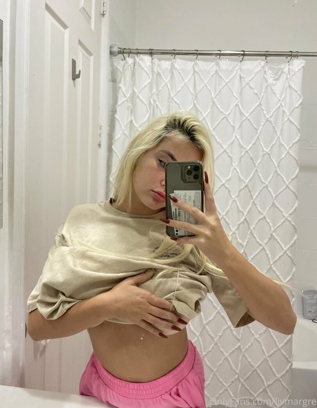 olivia snow69 actress pics