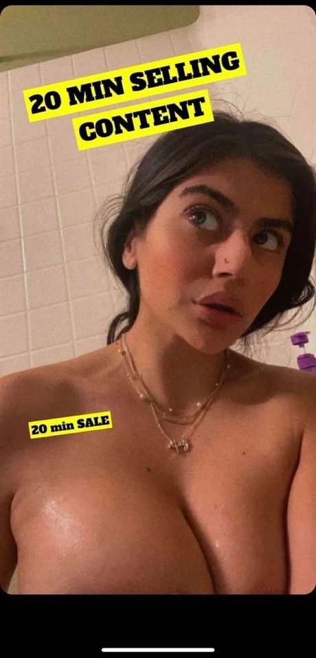 Emiliatorres55 pornstar naked images