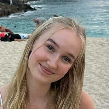 lenaahdl exclusive pornstar picture