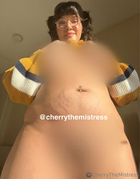 cherryishairy pretty pornstar images