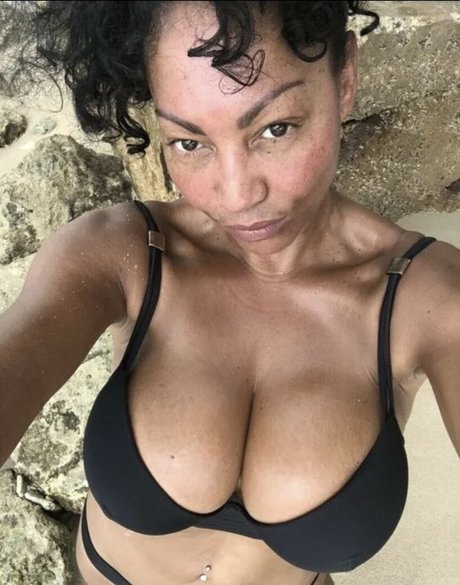 Charmaine Sinclair naked model archive
