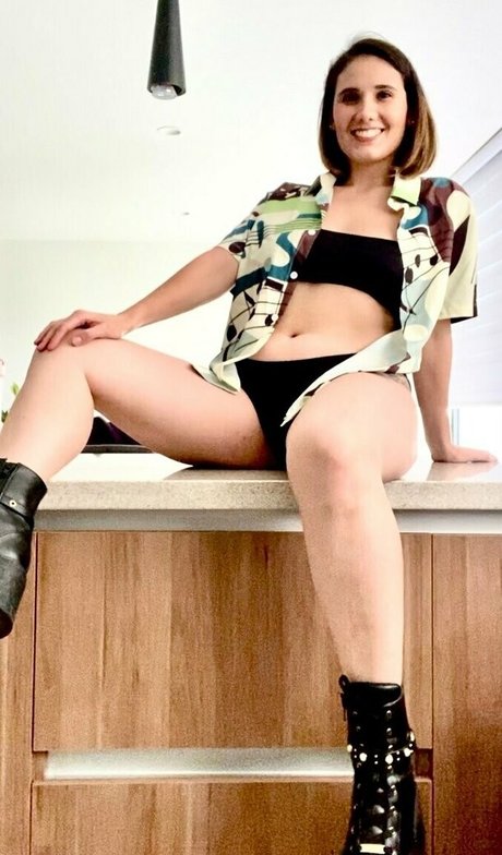 caro trueba28 star best image