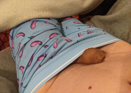 ThatFuckinSquirrel naked actress pictures