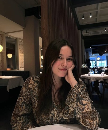 supermire beautiful pornstar img
