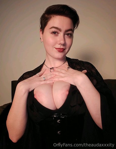 The Audaxity model nude image