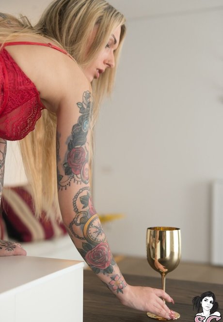 blonde wife onlyfans hot image