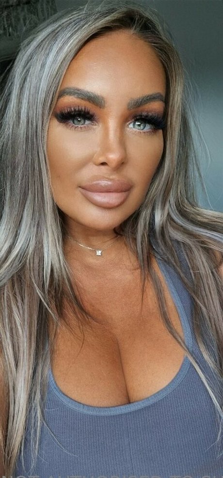 Princess Levi pretty pornstar picture