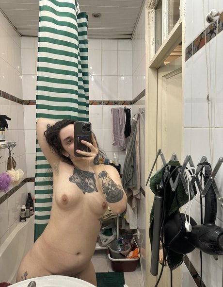 lilydavay star pornographic pictures