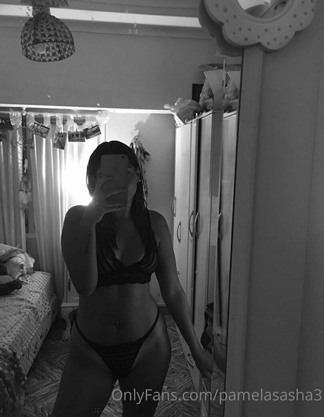 blonde wife onlyfans erotic image