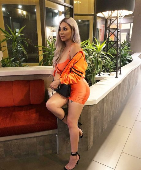 Evettexo star naked image