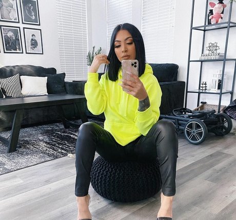 Evettexo profile image