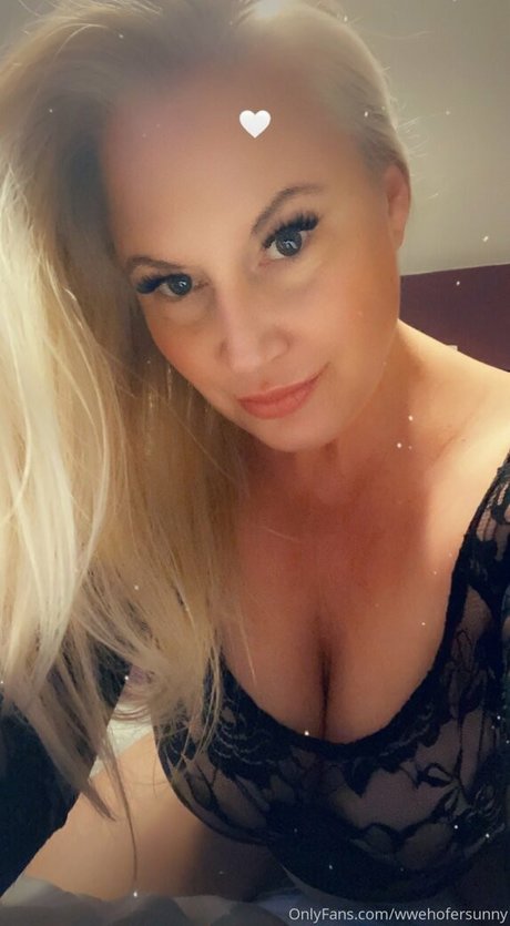 Tammy Sunny Sytch art model galleries