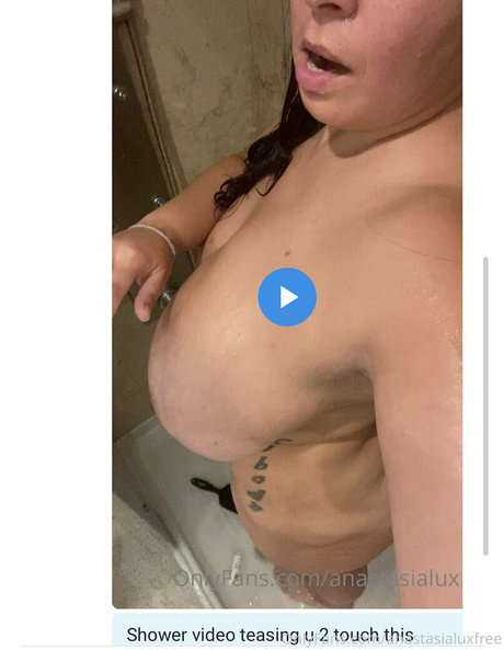 hottest milf onlyfans pornographic images