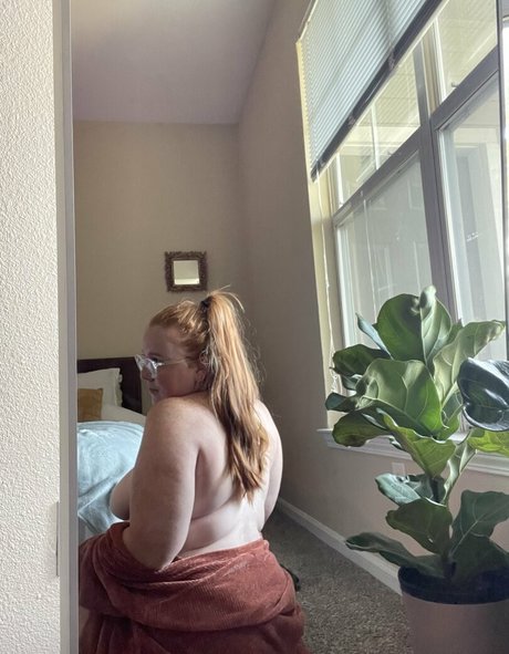 secretary onlyfans free naked photo
