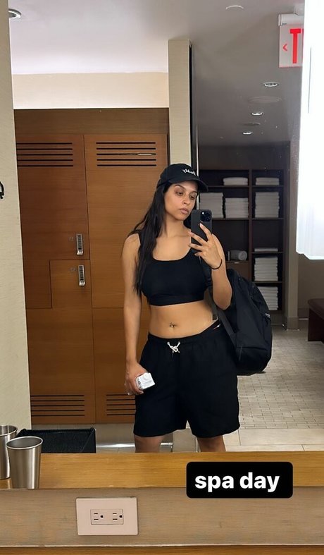 curvy naked onlyfans free porn img
