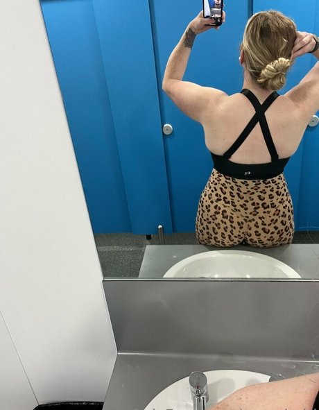 skinny asian teen onlyfans sexy naked archive