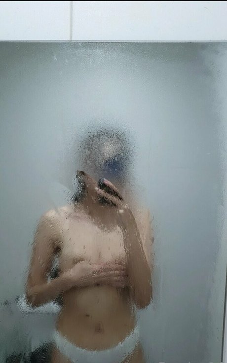 judith6 9 xxx model image