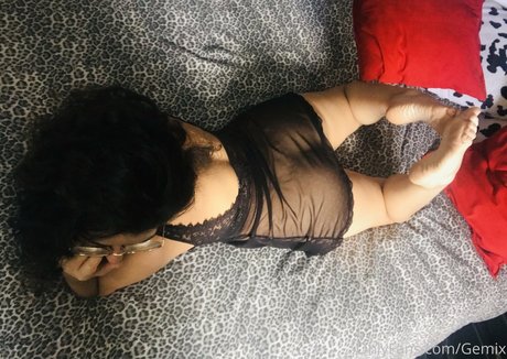 vicktoriabluefree top profile image