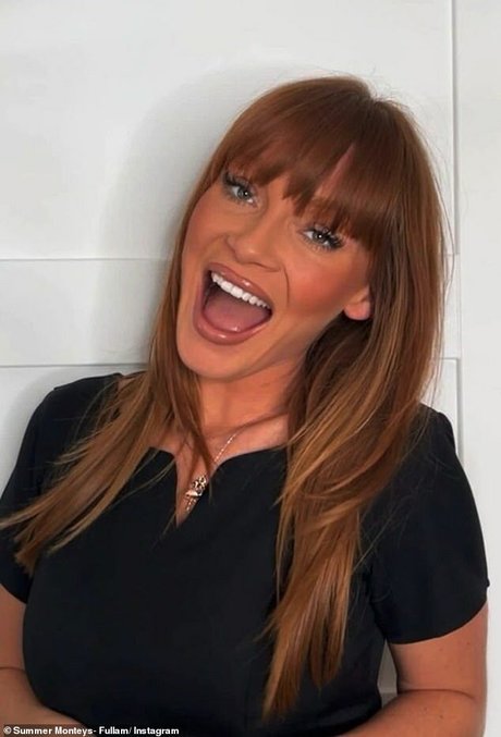 Summer Monteys Fullam model top photo