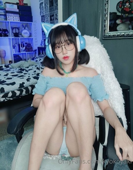 schoolgirl onlyfans top gallery