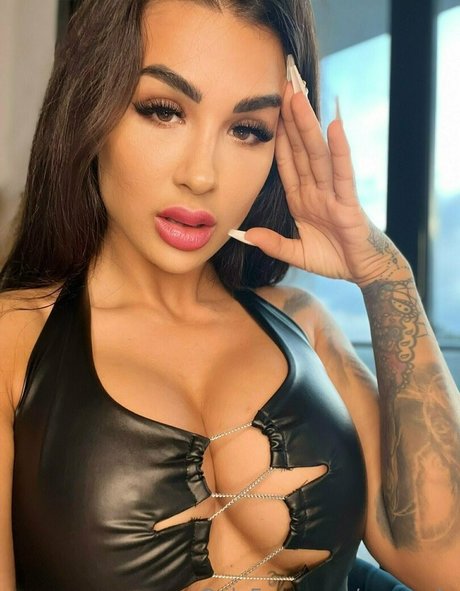 Susygala sexy actress pic