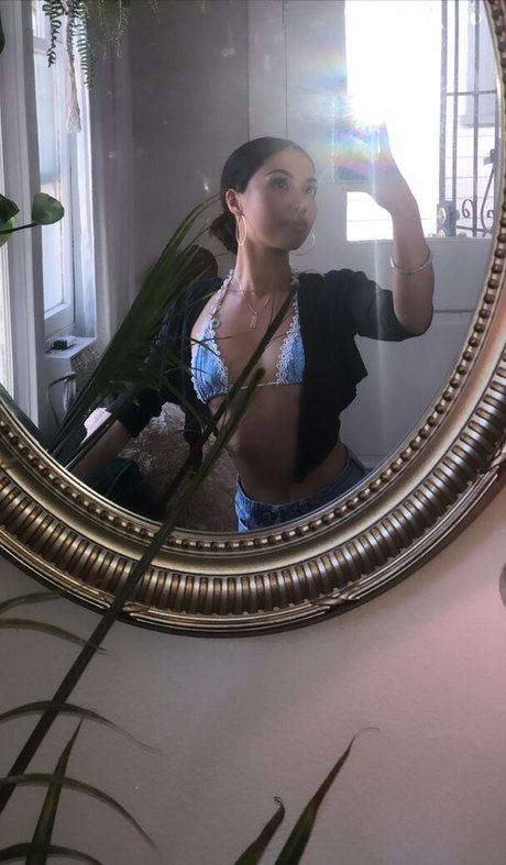 wetaja star hot pic