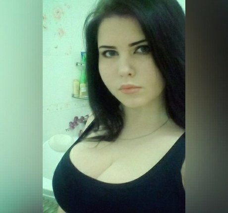 Anna Bernadi pornstar free img