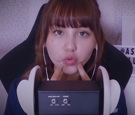 ASMR BlueKatie model pornographic image
