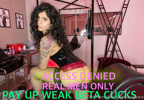 mistresssophiasahara exclusive model image