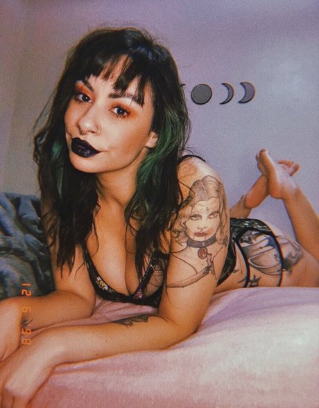 Bianca Blum high quality model img