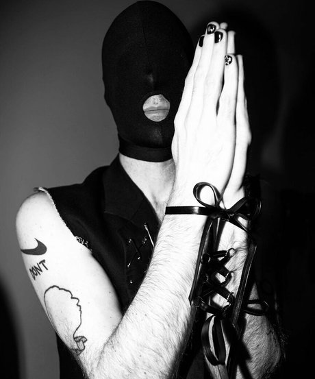 goth threesome onlyfans pornographic photos