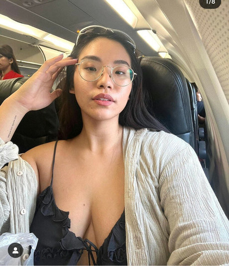 Mathilda Huang free pornstar picture