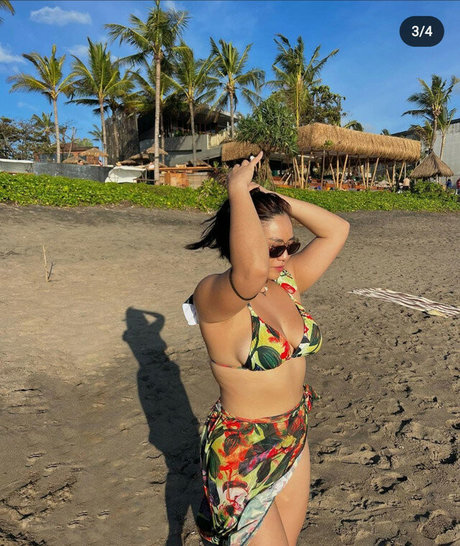 Mathilda Huang naked actress pic