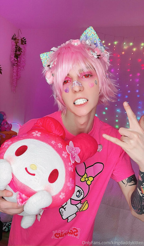 kingdaddykitten star naked pic